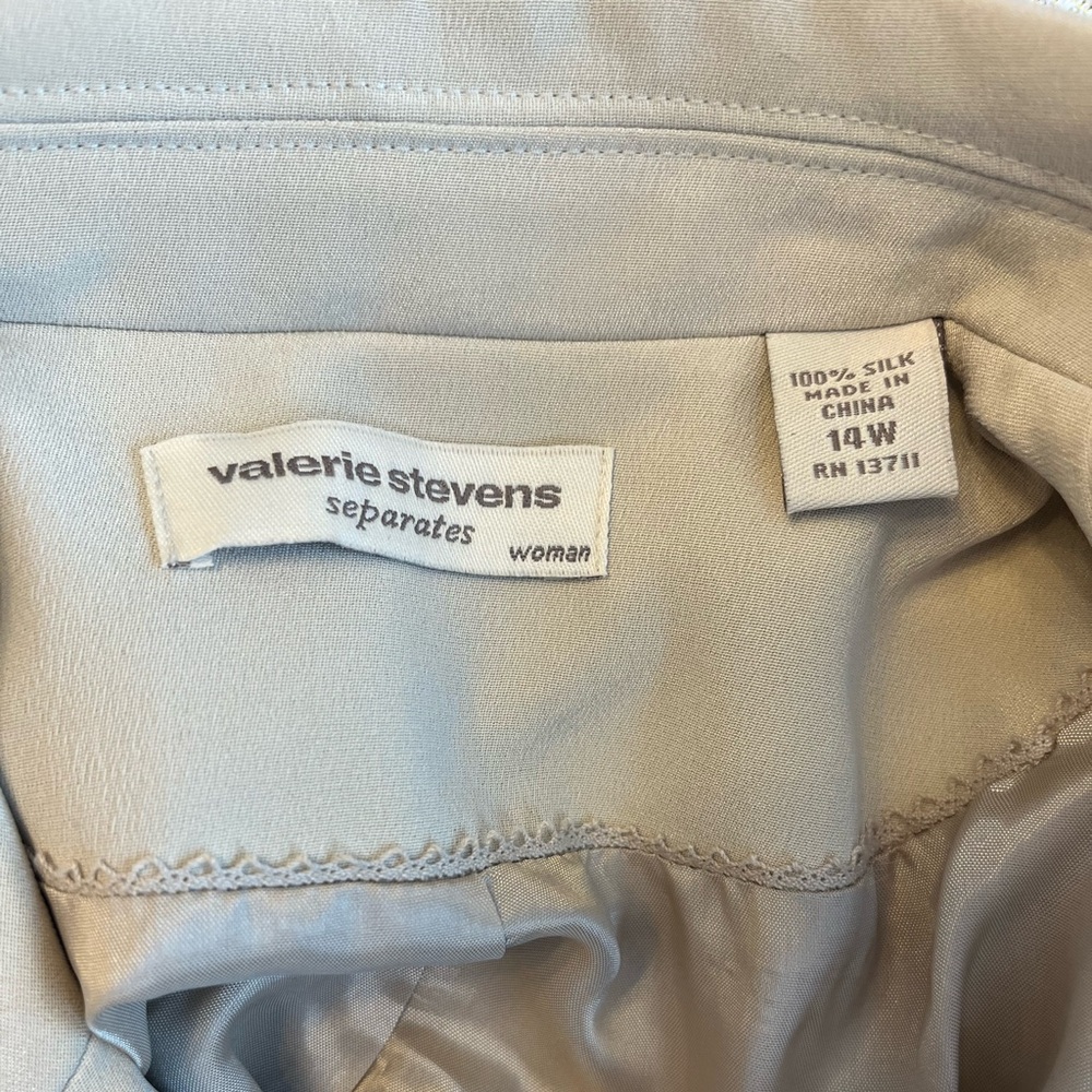 Valerie Stevens 100% Silk Vintage Blazer with Shoulder Pads - Tan - Picture 4 of 5